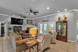 7265 Millbrook Oaks Dr, Lakeland, FL 33813 - Photo 11