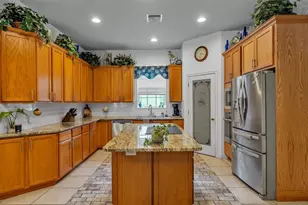 7265 Millbrook Oaks Dr, Lakeland, FL 33813 - Photo 13