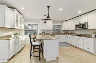 528 Laurel Ln, Lakeland, FL 33813 - Photo 9