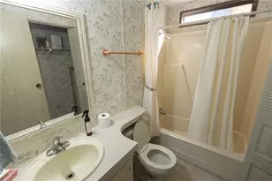 3533 Sutton Hills Dr N, Lakeland, FL 33810 - Photo 15