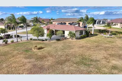 561 Meandering Way, Polk City, FL 33868 - Photo 9