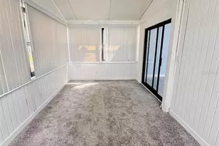 2206 Golden Horseshoe Circle N, Lakeland, FL 33810 - Photo 17