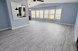 2206 Golden Horseshoe Circle N, Lakeland, FL 33810 - Photo 11