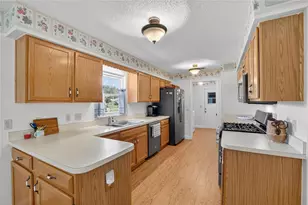 6320 Silver Lakes Dr W, Lakeland, FL 33810 - Photo 23