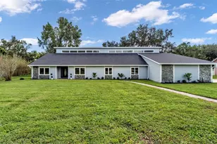 404 Tomahawk Trail, Brandon, FL 33511 - Photo 1