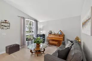 2326 Potomac Mark Pl, Ruskin, FL 33570 - Photo 13