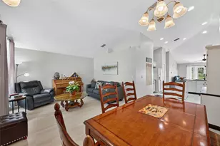 2326 Potomac Mark Pl, Ruskin, FL 33570 - Photo 9