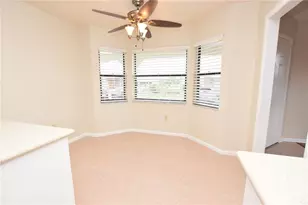 2210 Harbor Town Ln, Lakeland, FL 33810 - Photo 7