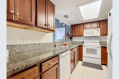 1880 N Crystal Lake Drive #12, Lakeland, FL 33801 - Photo 17