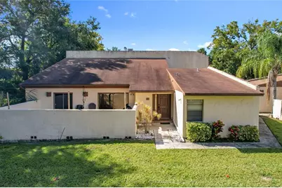 1880 N Crystal Lake Drive #12, Lakeland, FL 33801 - Photo 1