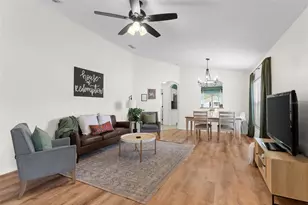 8160 S Canterbury Lake Blvd, Tampa, FL 33619 - Photo 9