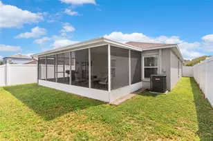 8160 S Canterbury Lake Blvd, Tampa, FL 33619 - Photo 31