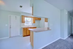 276 W Willow Ave, Eagle Lake, FL 33839 - Photo 11