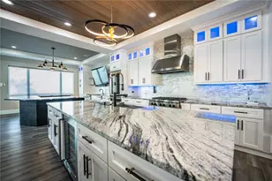 5845 Bahia Way S Way W, Saint Pete Beach, FL 33706 - Photo 15