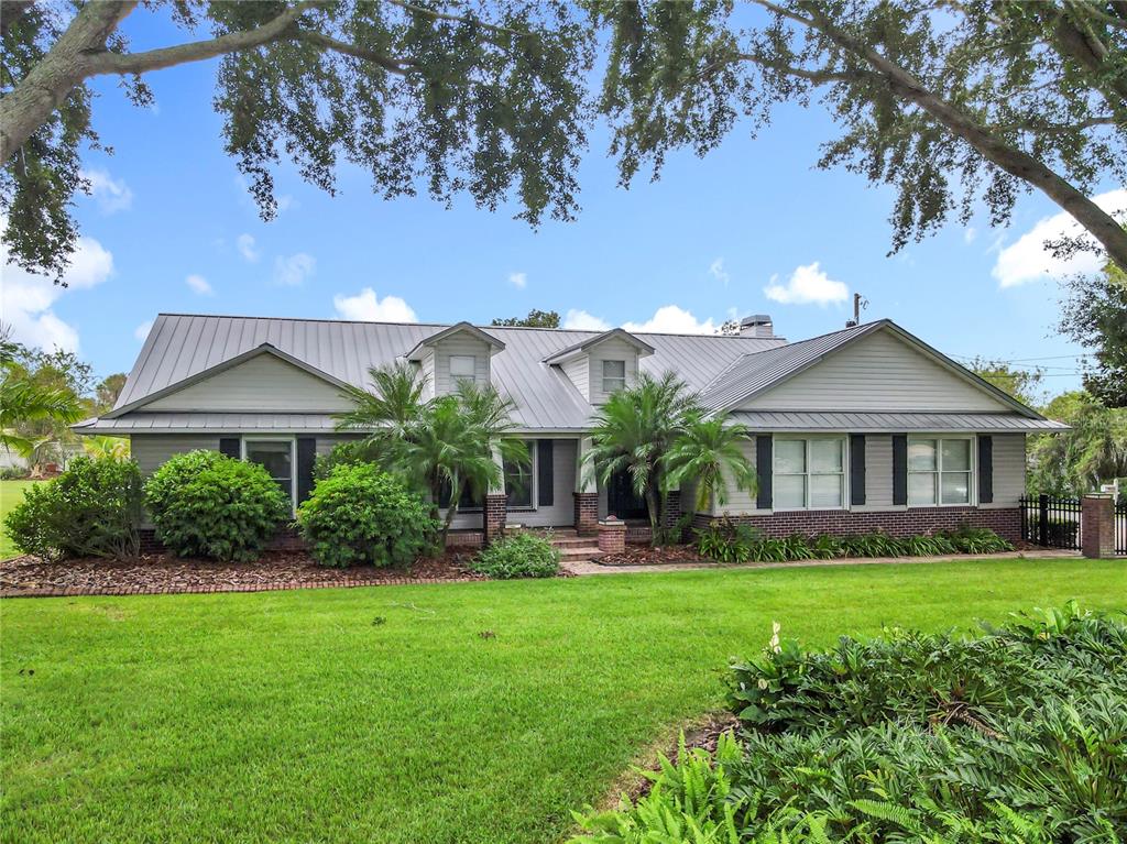 1414 Edmiston Ct - 1414 Edmiston Ct, Auburndale, FL 33823 Luxury Property | Jose Angel Pina