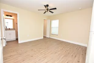 1111 Mercury Dr E, Lakeland, FL 33810 - Photo 15