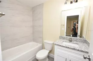 1111 Mercury Dr E, Lakeland, FL 33810 - Photo 23