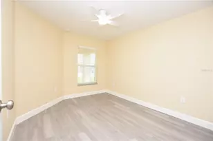 1111 Mercury Dr E, Lakeland, FL 33810 - Photo 15