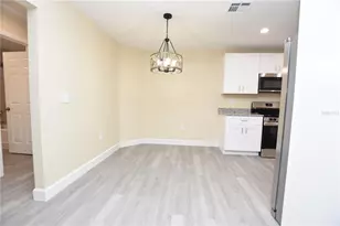 1111 Mercury Dr E, Lakeland, FL 33810 - Photo 9