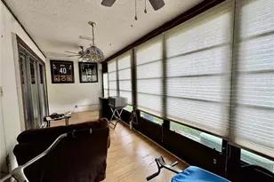 11231 Dollar Lake Dr, Port Richey, FL 34668 - Photo 23