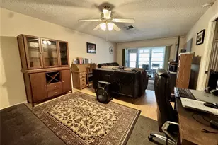 11231 Dollar Lake Dr, Port Richey, FL 34668 - Photo 7