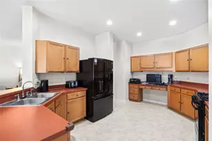 2763 Valencia Grove Dr, Valrico, FL 33596 - Photo 17