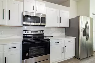 669 Eagle Run, Lakeland, FL 33809 - Photo 9