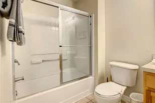 8410 Blue Lagoon Dr, Kissimmee, FL 34747 - Photo 33