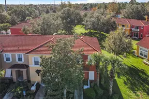 8410 Blue Lagoon Dr, Kissimmee, FL 34747 - Photo 3