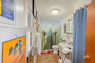 1740 Cherry Ln, Lakeland, FL 33811 - Photo 33