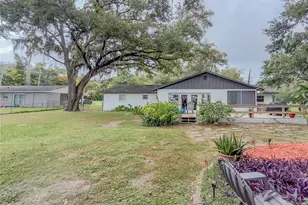 1740 Cherry Ln, Lakeland, FL 33811 - Photo 3