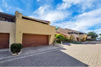 21 Casarena Court, Winter Haven, FL 33881 - Photo 3