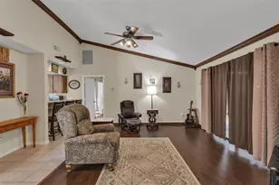 1880 N Crystal Lake Dr, Lakeland, FL 33801 - Photo 13