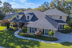 5789 Lake Victoria Dr, Lakeland, FL 33813 - Photo 3