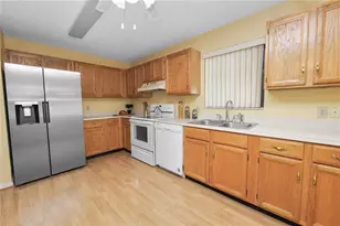 1038 Parakeet Trail, Lakeland, FL 33809 - Photo 11