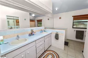 7411 Floral Cir E, Lakeland, FL 33810 - Photo 21