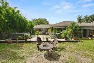 7411 Floral Cir E, Lakeland, FL 33810 - Photo 29