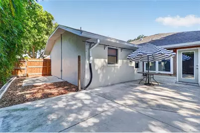 7411 Floral Circle E, Lakeland, FL 33810 - Photo 15