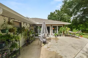 7411 Floral Cir E, Lakeland, FL 33810 - Photo 27