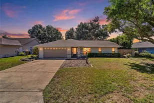 7411 Floral Cir E, Lakeland, FL 33810 - Photo 1