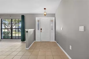 7411 Floral Cir E, Lakeland, FL 33810 - Photo 5
