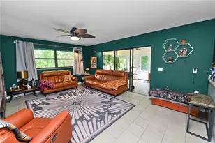 7411 Floral Cir E, Lakeland, FL 33810 - Photo 13