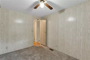 203 Janet Ln, Lakeland, FL 33809 - Photo 17