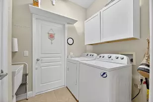 8147 Lake James Dr, Lakeland, FL 33810 - Photo 37