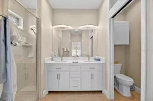 8147 Lake James Dr, Lakeland, FL 33810 - Photo 35