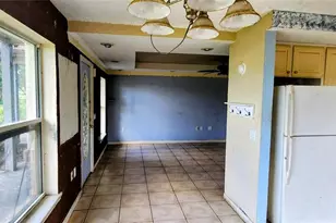 1205 E Knights Griffin Rd, Plant City, FL 33565 - Photo 17