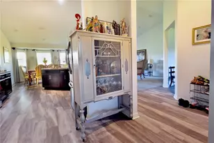 394 W 9th St, Frostproof, FL 33843 - Photo 7