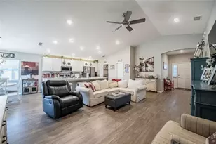 3227 Costello Cir, Winter Haven, FL 33884 - Photo 11