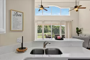 4048 Windchime Ln, Lakeland, FL 33811 - Photo 9