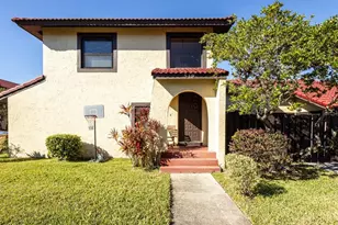 549 Hunter Cir, Kissimmee, FL 34758 - Photo 1